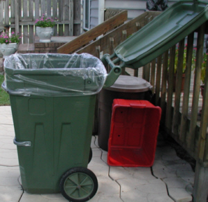 Large Trash Bags to fit 64,65,90,95,96,98,and 100 gallon containers